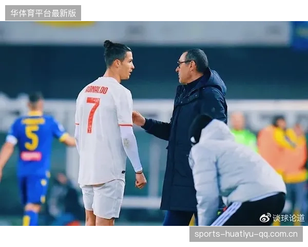 C罗带球队参观孤儿院，公益行动获高度评价