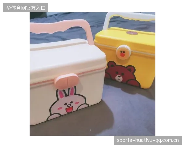 俱乐部品牌联名带动周边商品热销的秘籍揭秘