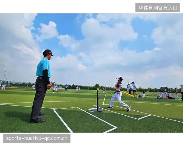 棒球队训练关注细节处理多名投手控球能力改善助力团队腾飞